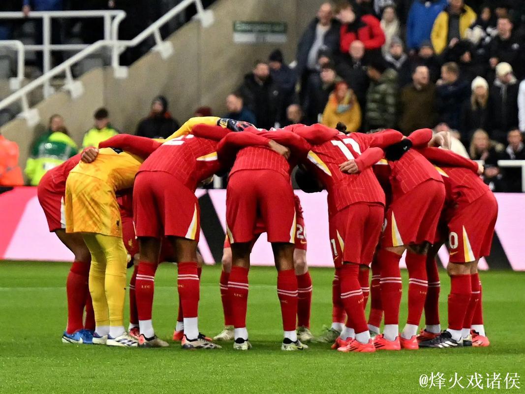 纽卡与埃基蒂克团队展开谈判，利物浦和曼联均感兴趣