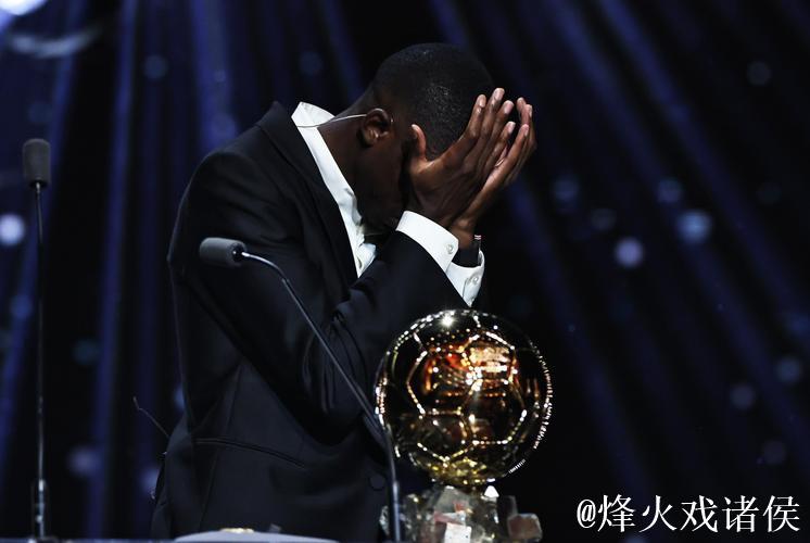 登贝莱错失单刀 大巴黎0-1不敌巴黎FC无缘法国杯32强